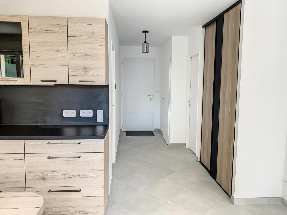 Chambre Evasion - Sdb Wc Privatif - Entree Autonome - Grande Tv Netflix Compiègne Exterior foto